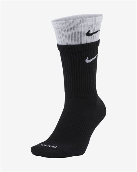 nike everyday plus socks